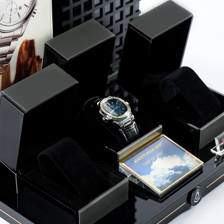 Black High-Gloss Acrylic Modular Watch Display Stand